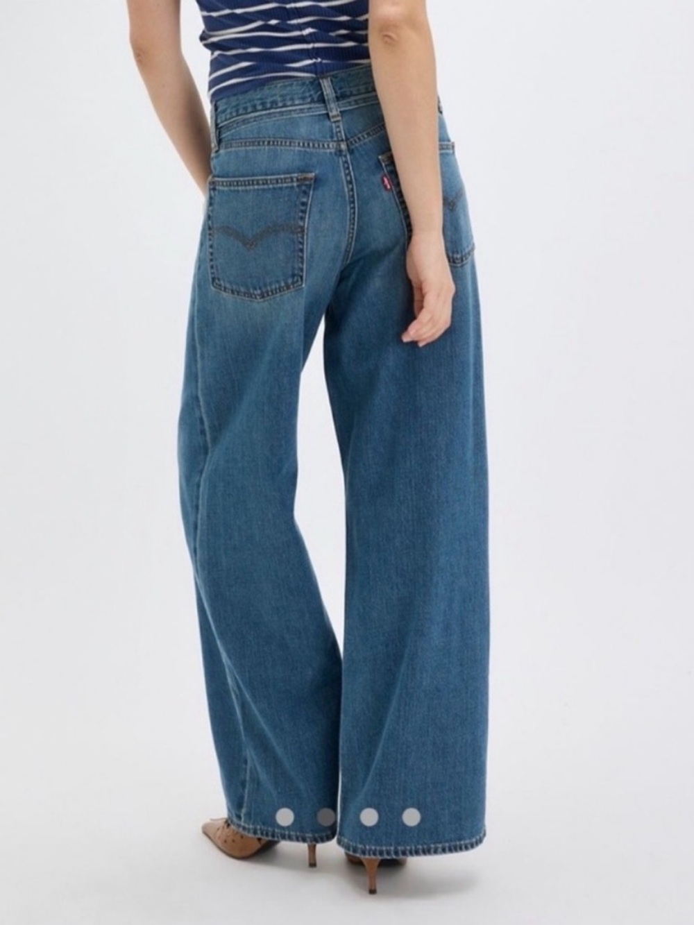 Levi's XL Straight Leg Jeans - Picture 2 of 9